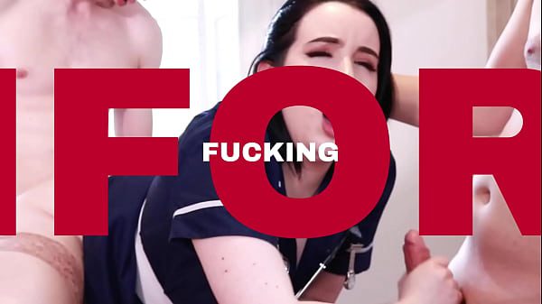 Alternative Girl Gets Horny And Sucks Off A Room Of Guys In A Bukkake Blowbang